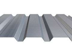 Základem pro řešení akustiky stávajících halových staveb je akustický podhled ISOVER ROOF ACOUSTIC CEILING z nízkého perforovaného trapézového plechu s akustickou minerální výplní