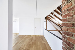 Otevřená galerie v patře