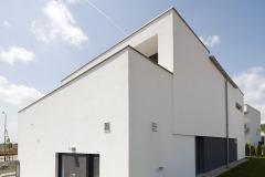 Severovýchodní fasáda