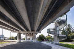 Celkem bylo vybetonováno čtrnáct pilířů z betonu C35/45 XF4