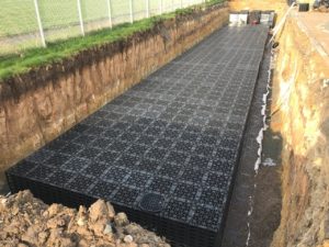 MEA_instalace vsakovací galerie s X_Boxy